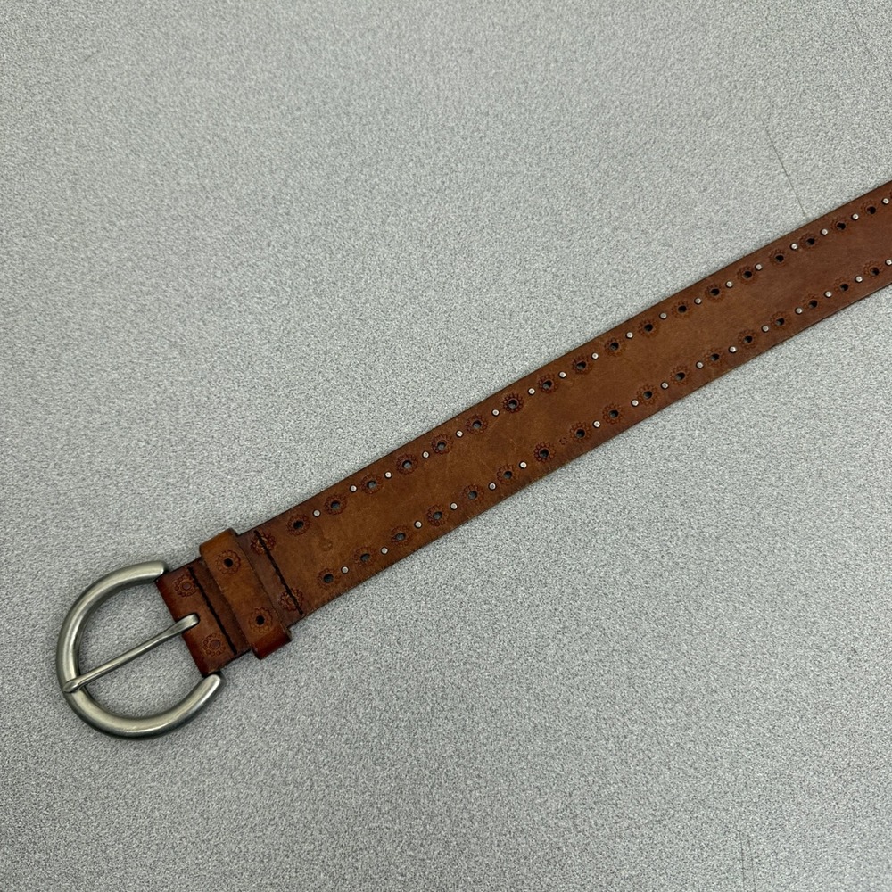 Fossil Belt Womens Medium Brown Studded Leather Perforated Floral Buckle - Picture 3 of 7